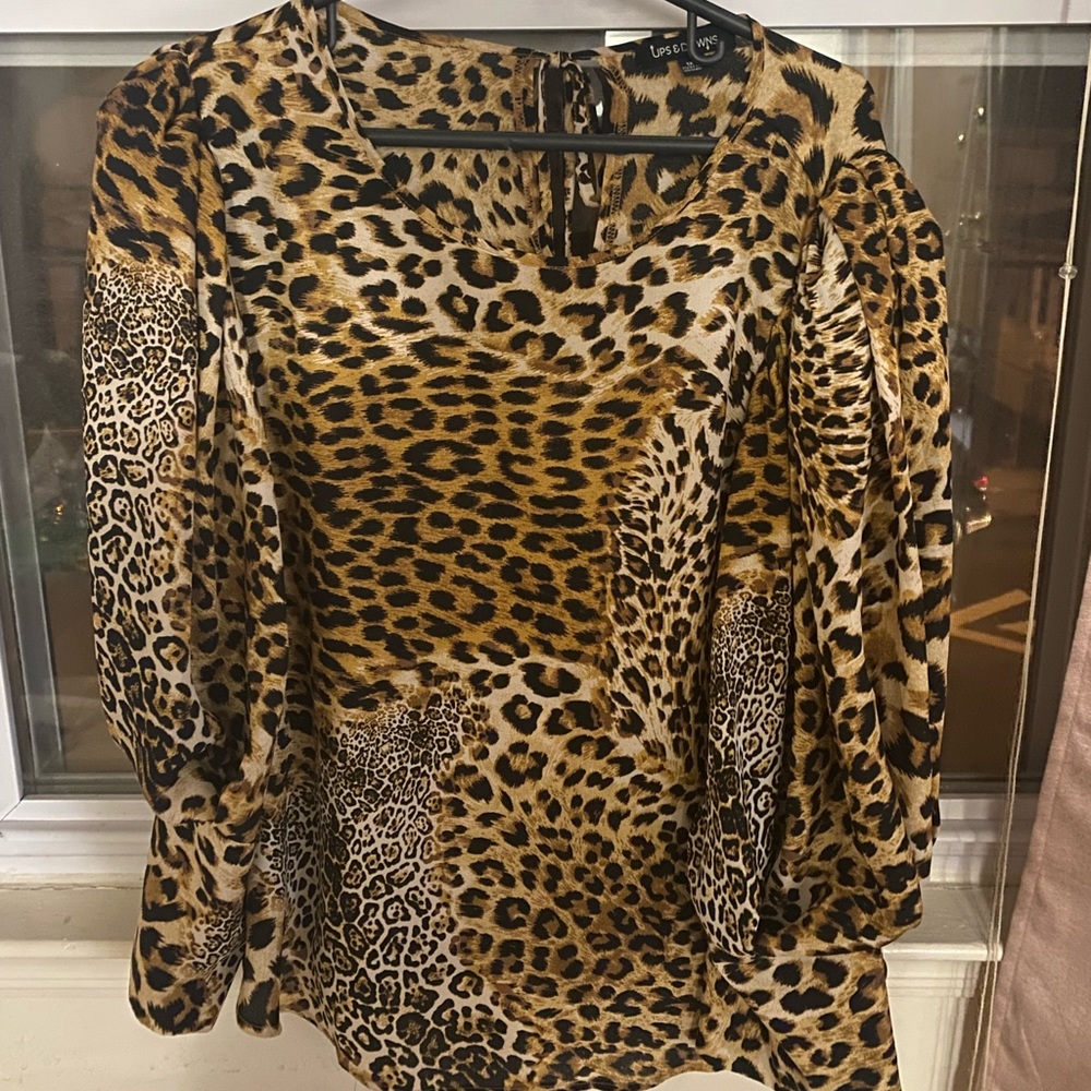 Ups and down leopard print shirt